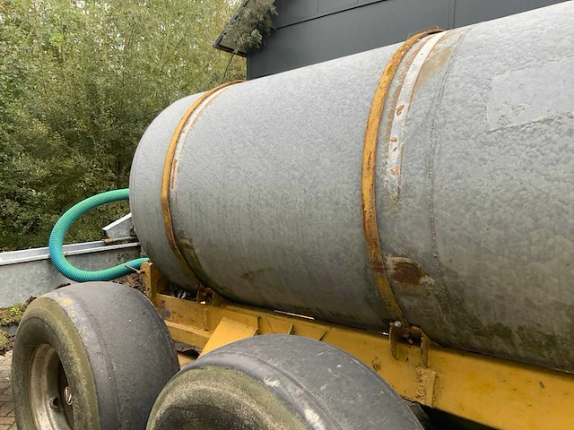 1982 veenhuis 5800 mesttank - afbeelding 15 van  31