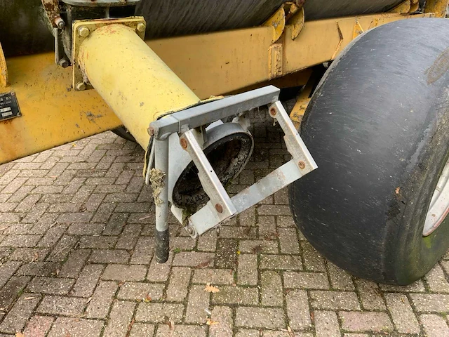 1982 veenhuis 5800 mesttank - afbeelding 24 van  31