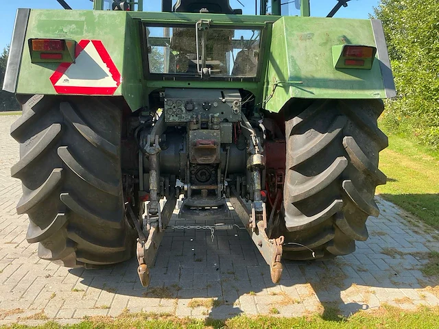 1983 fendt 612ls vierwielaangedreven landbouwtractor - afbeelding 3 van  30