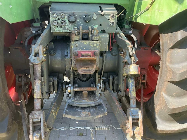 1983 fendt 612ls vierwielaangedreven landbouwtractor - afbeelding 4 van  30