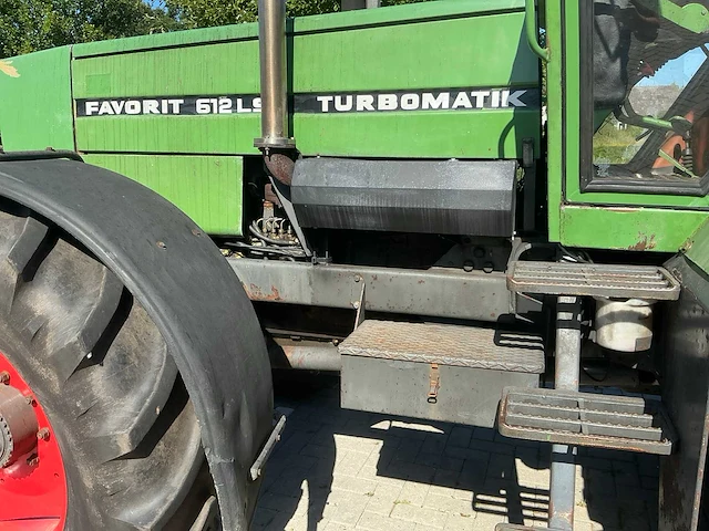 1983 fendt 612ls vierwielaangedreven landbouwtractor - afbeelding 11 van  30