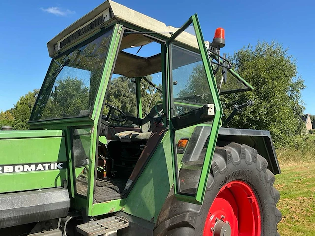 1983 fendt 612ls vierwielaangedreven landbouwtractor - afbeelding 14 van  30