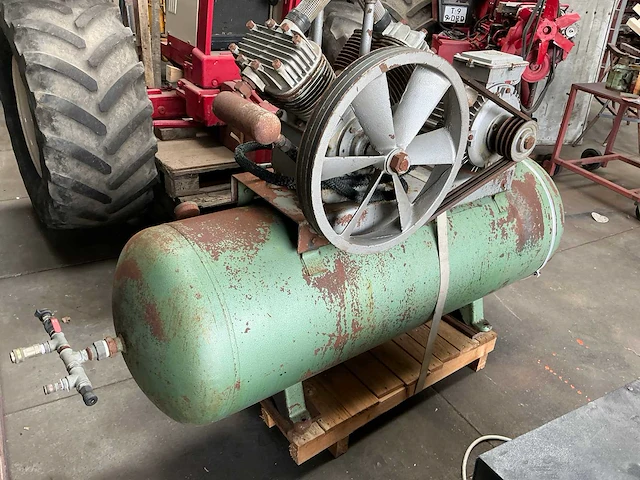 1983 gebr creemers c61900p00 schroefcompressor - afbeelding 13 van  16