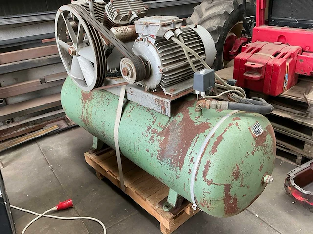 1983 gebr creemers c61900p00 schroefcompressor - afbeelding 15 van  16