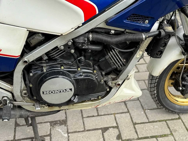 1983 honda vfr 750cc motorfiets - afbeelding 2 van  13