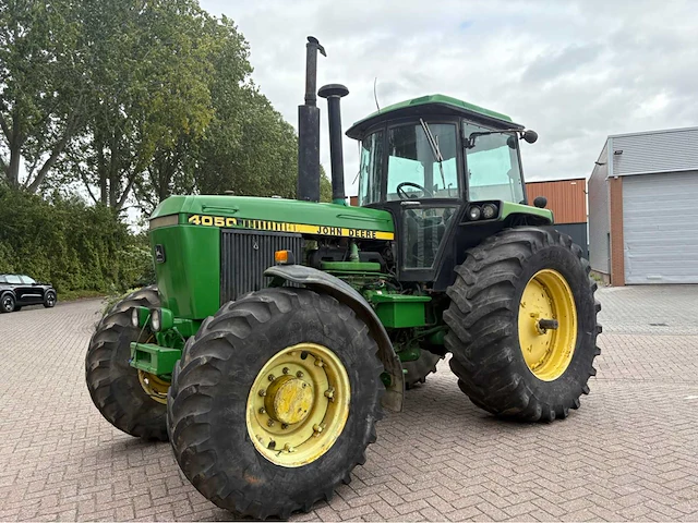 1983 john deere 4050 vierwielaangedreven landbouwtractor - afbeelding 12 van  54