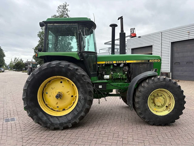 1983 john deere 4050 vierwielaangedreven landbouwtractor - afbeelding 54 van  54