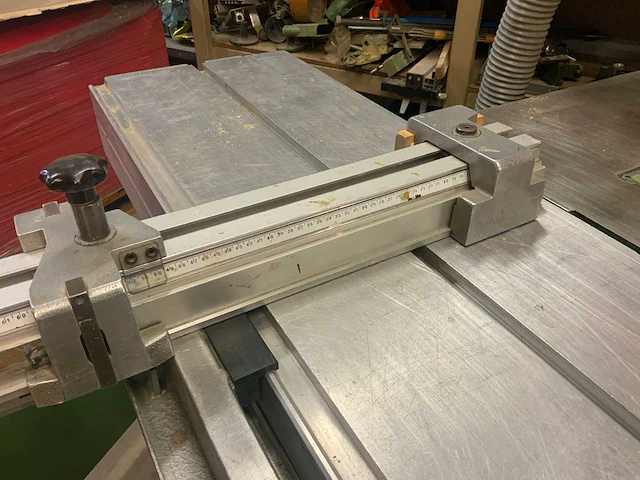 1983 martin t71 formaatcirkelzaagmachine - afbeelding 2 van  12