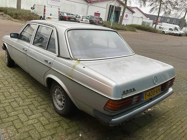 1983 mercedes-benz 200-280 (w123) personenauto - afbeelding 16 van  21