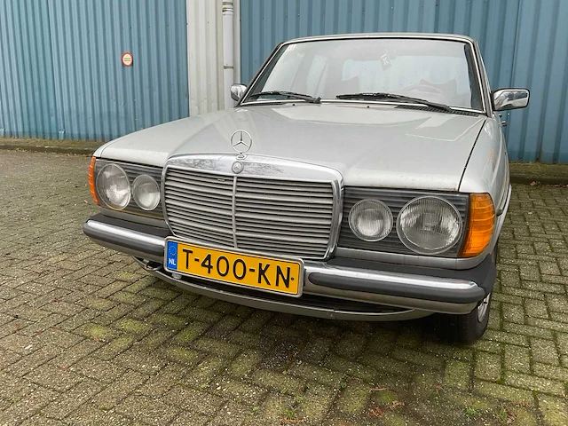 1983 mercedes-benz 200-280 (w123) personenauto - afbeelding 18 van  21