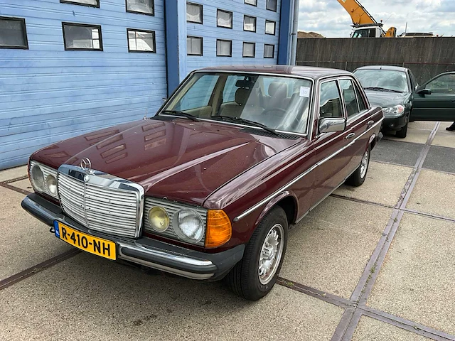 1983 mercedes-benz 240d personenauto - afbeelding 8 van  15
