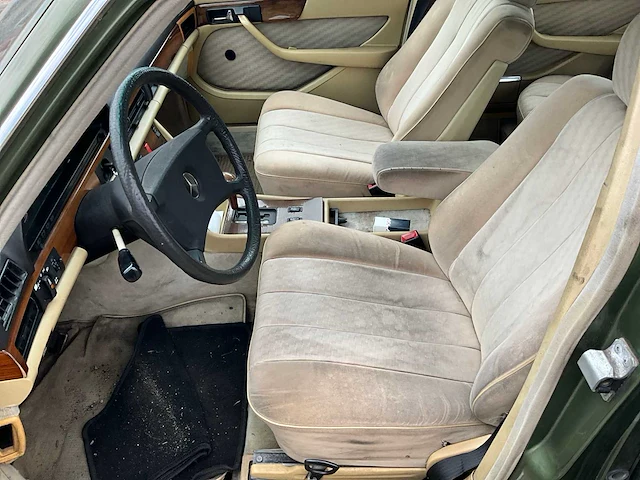 1983 mercedes-benz s-klasse 380 se personenauto - afbeelding 18 van  18