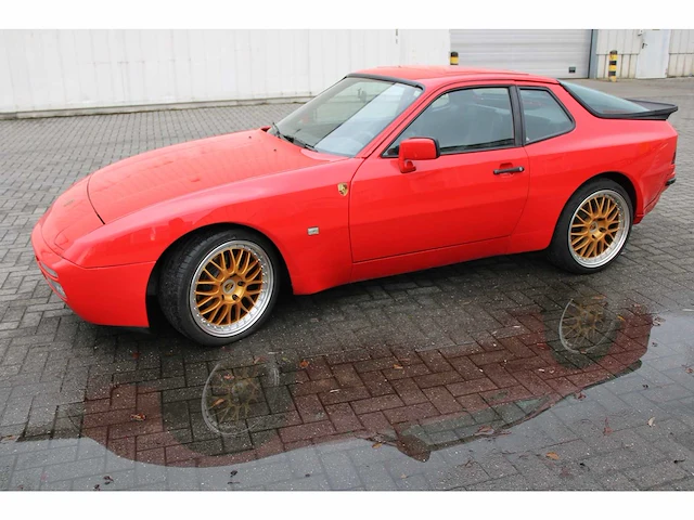 1983 porsche 944 oldtimer - afbeelding 1 van  39