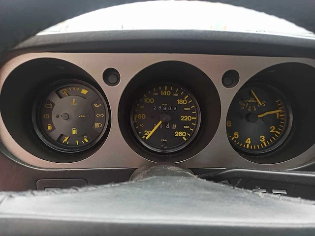 1983 porsche 944 oldtimer - afbeelding 19 van  39
