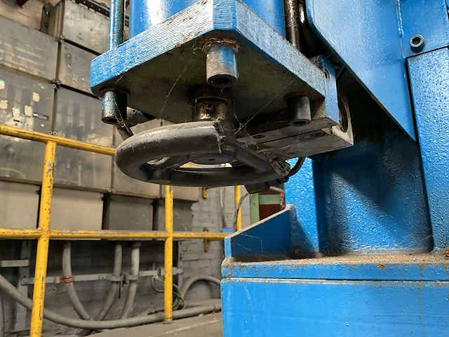 1983 schlatter selecta p1.171.20.32 puntlasmachine - afbeelding 5 van  23