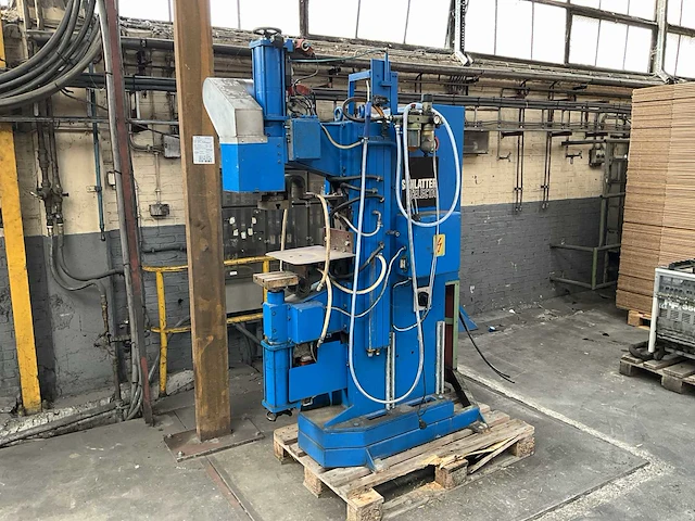 1983 schlatter selecta p1.171.20.32 puntlasmachine - afbeelding 1 van  23
