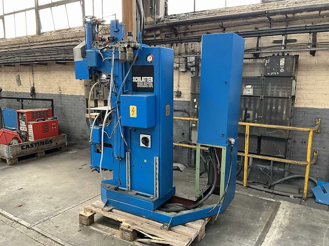 1983 schlatter selecta p1.171.20.32 puntlasmachine - afbeelding 12 van  23