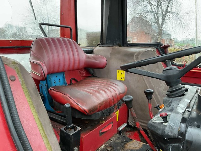 1984 - case ih - 633 - vierwielaangedreven landbouwtractor - afbeelding 9 van  22