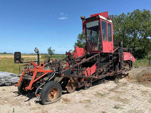 1984 amac zm2 aardappelrooier - afbeelding 1 van  37