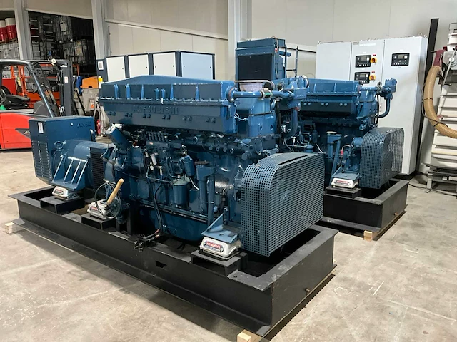 1984 avk dkbn49/250-4ts noodstroomgenerator (2x) - afbeelding 34 van  52