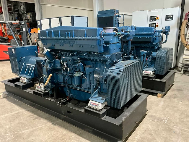 1984 avk dkbn49/250-4ts noodstroomgenerator (2x) - afbeelding 45 van  52