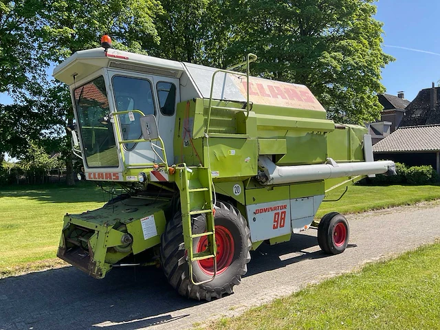 1984 claas dominator 98 maaidorser - afbeelding 1 van  33