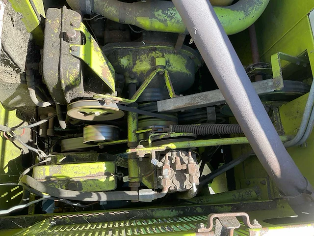 1984 claas dominator 98 maaidorser - afbeelding 16 van  33