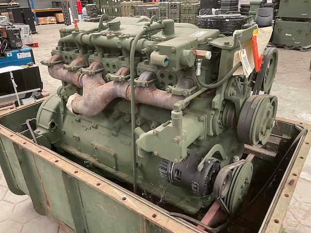 1984 cummins dieselmotor - afbeelding 4 van  9