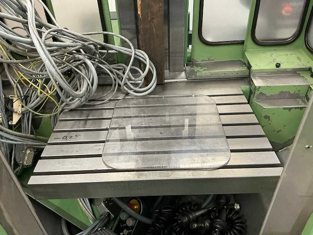 1984 deckel fp3nc freesmachine - afbeelding 11 van  14