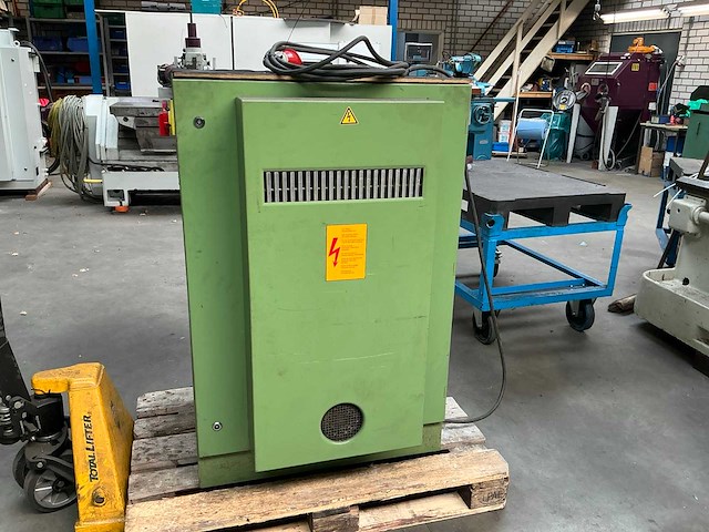 1984 deckel fp3nc freesmachine - afbeelding 4 van  14