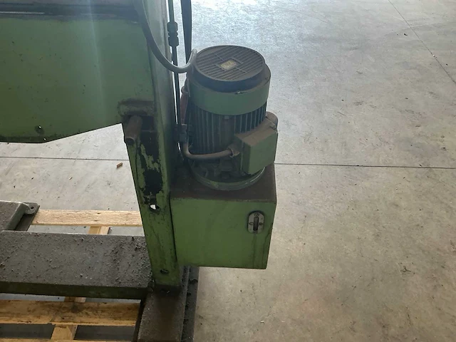 1984 euma ehp-10-he hydraulische pers 10 ton - afbeelding 13 van  14