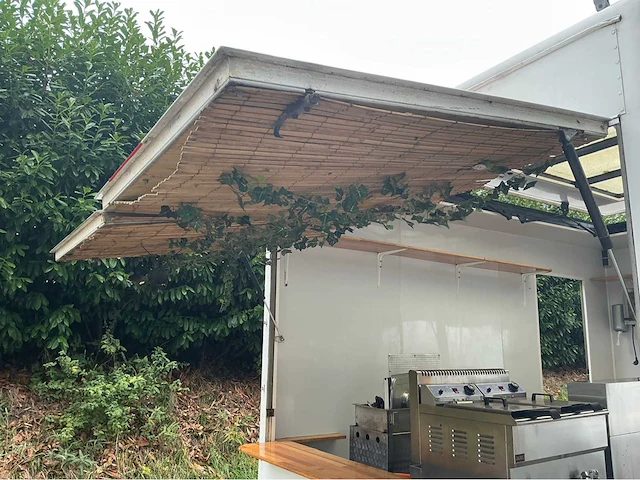 1984 evels foodtruck - afbeelding 44 van  65