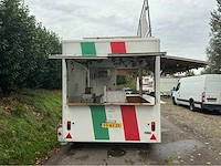 1984 evels foodtruck - afbeelding 45 van  65