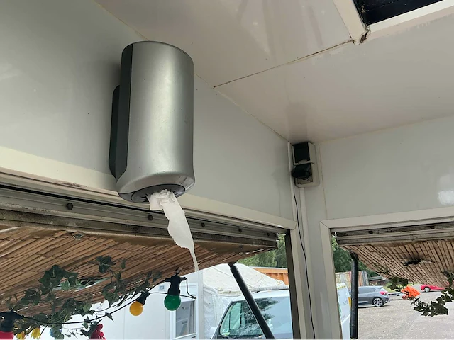 1984 evels foodtruck - afbeelding 59 van  65