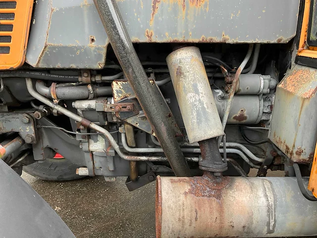 1984 fendt 270p tweewielaangedreven landbouwtractor - afbeelding 14 van  29