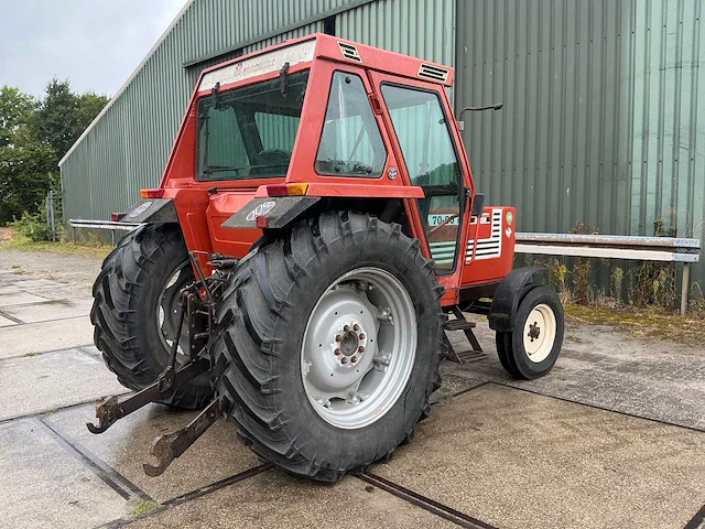 1984 fiat 7090 oldtimer tractor - afbeelding 26 van  30