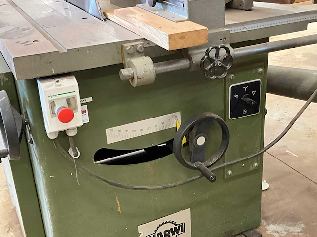 1984 harwi 130 103 tafelcirkelzaagmachine - afbeelding 2 van  16