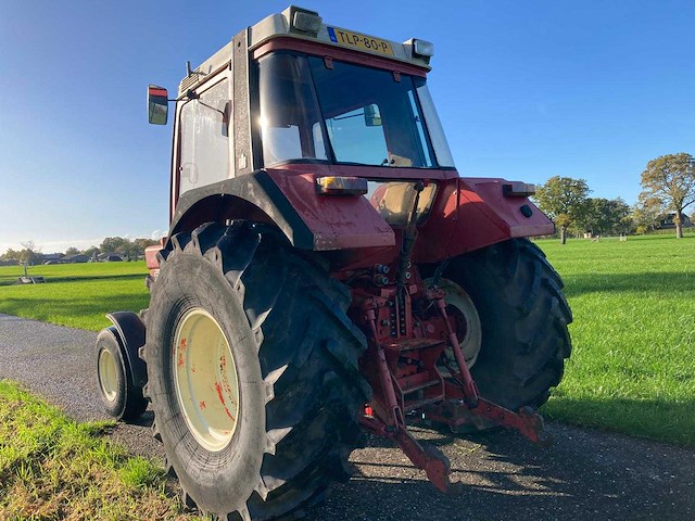 1984 international 845xl tweewielaangedreven landbouwtractor - afbeelding 4 van  12