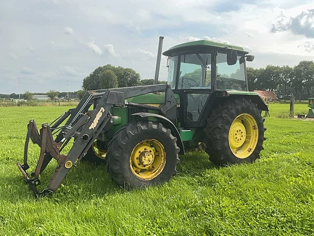 1984 john deere 2040 - afbeelding 28 van  32