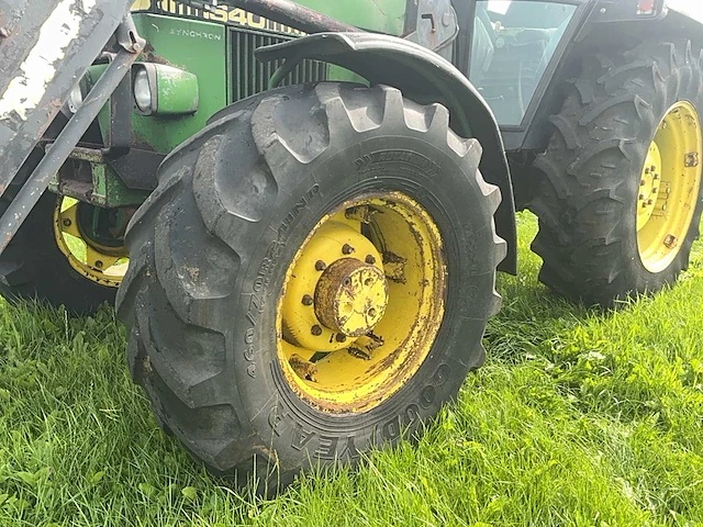 1984 john deere 2040 - afbeelding 29 van  32