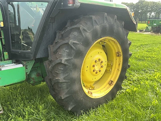 1984 john deere 2040 - afbeelding 30 van  32