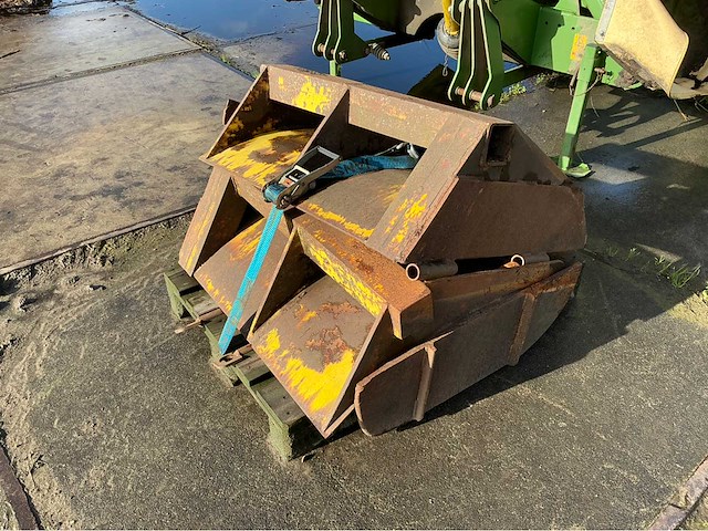 1984 liebherr pr 721 cm bulldozer - afbeelding 31 van  39