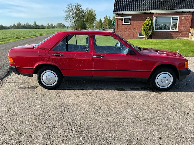1984 mercedes-benz 190 d oldtimer - afbeelding 38 van  41
