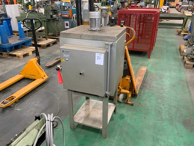 1984 naber n 50 cl laboratoriumoven - afbeelding 1 van  7