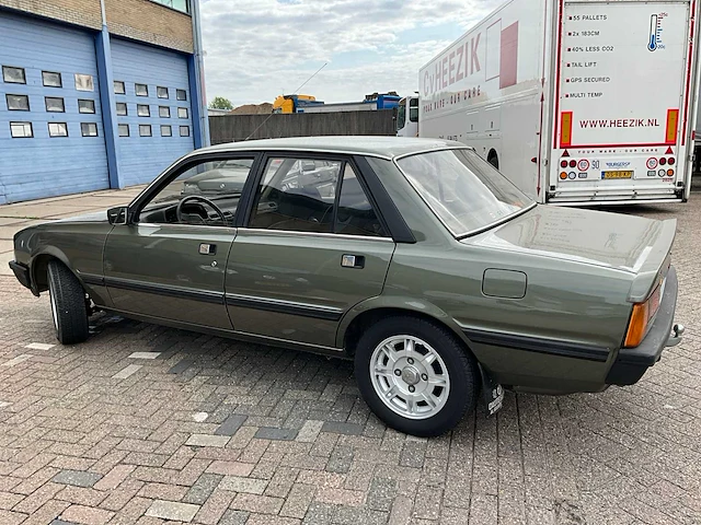 1984 peugeot 505 gtd turbo sedan personenauto - afbeelding 12 van  15