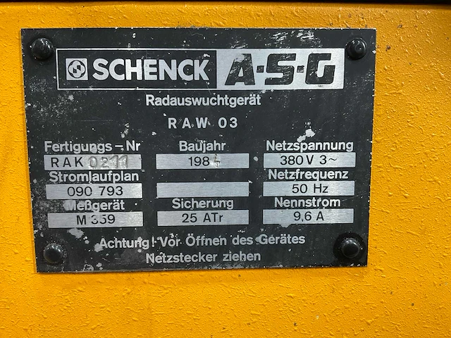 1984 schenck a-s-g raw 03 mobiele banden balanceer machine - afbeelding 4 van  12