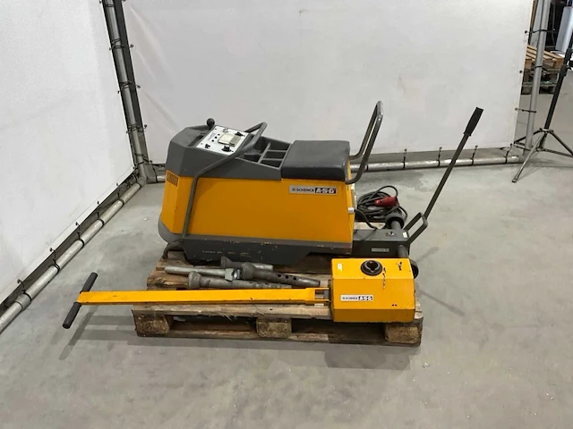 1984 schenck a-s-g raw 03 mobiele banden balanceer machine - afbeelding 7 van  12