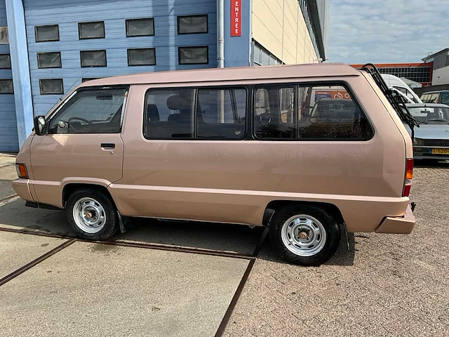 1984 toyota model f lite ace gl personenbus - afbeelding 18 van  24