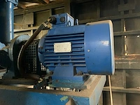 1985 beckers hy-4/500mp vaste schrootschaar 500 ton - afbeelding 15 van  46