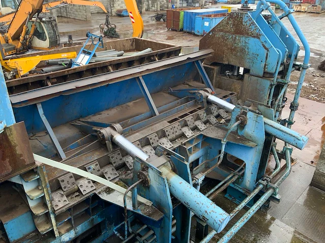 1985 beckers hy-4/500mp vaste schrootschaar 500 ton - afbeelding 37 van  46